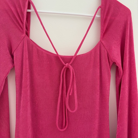 lucy in the sky shantelle dress in hot pink - Picture 5 of 5